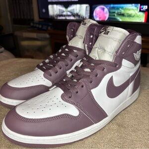 Nike Air Men's Sneakers Size 14 - Air Jordan 1 Retro OG High Mauve DZ5485-105